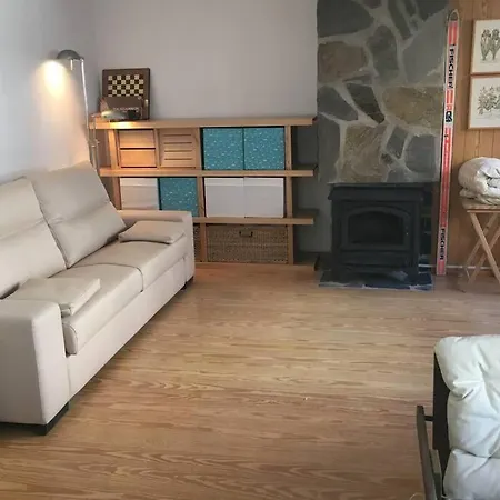 Loft Junto A Telesilla-reformado En 2020 Apartment